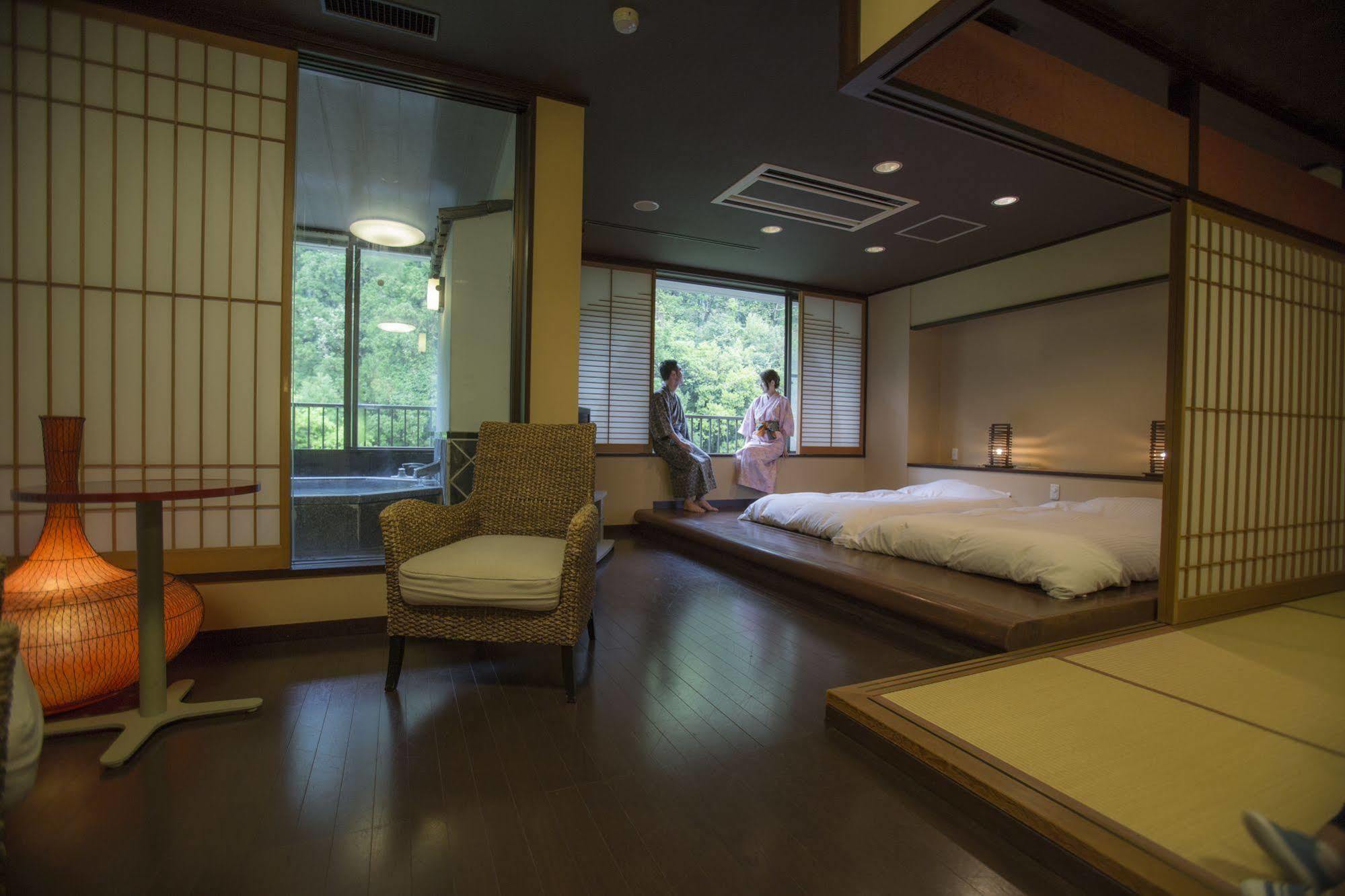 Ryokan Yamanakaonsen Ohanami Kyubei Kaga (Ishikawa)